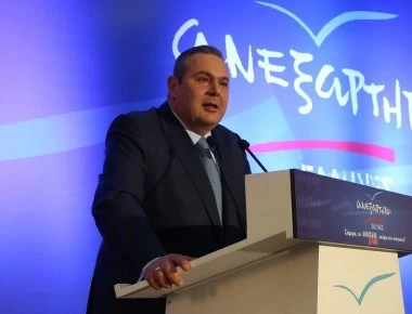 Π.Καμμένος προς Παπαχριστόπουλο: «Να παραδώσεις την έδρα αύριο το πρωί»